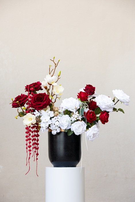 Rose Noir Arrangement