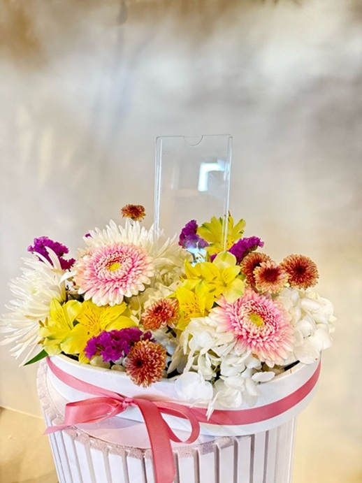 Cheerful Bloom Box